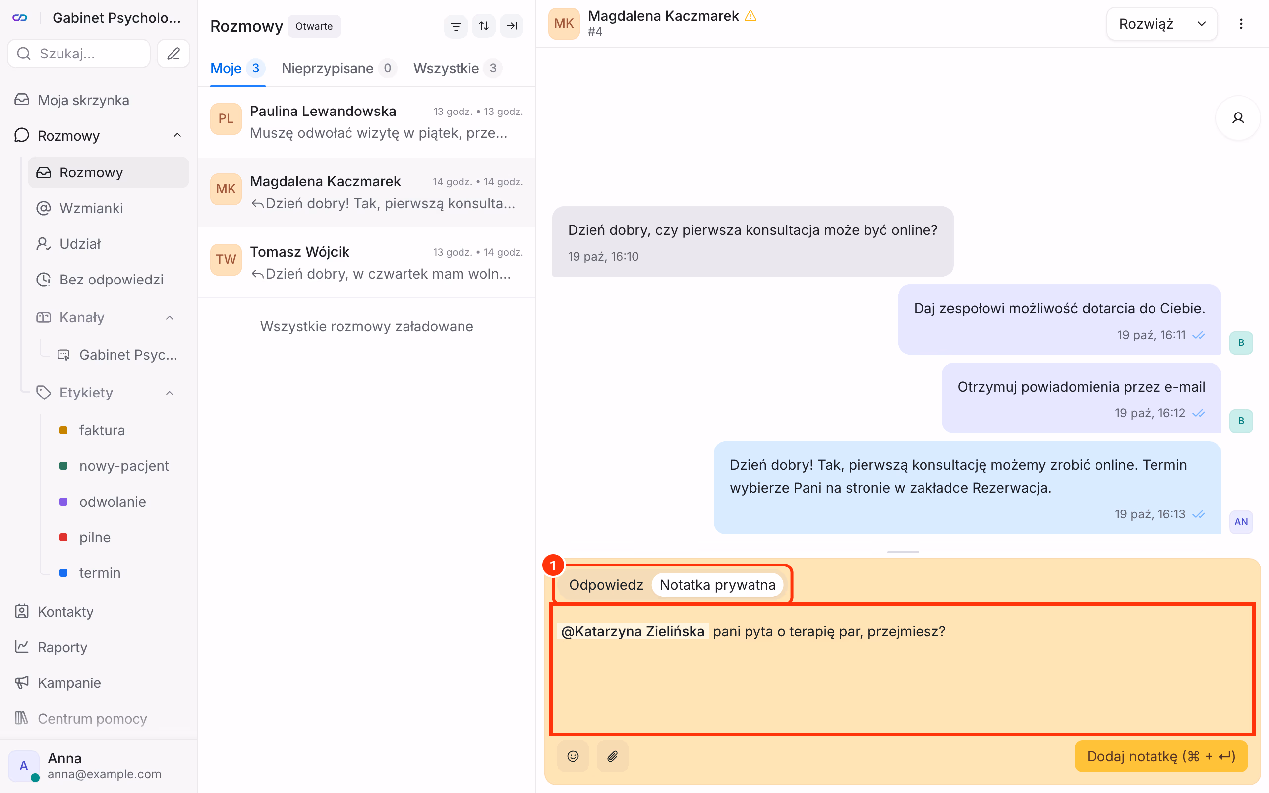 Notatka prywatna w rozmowie.